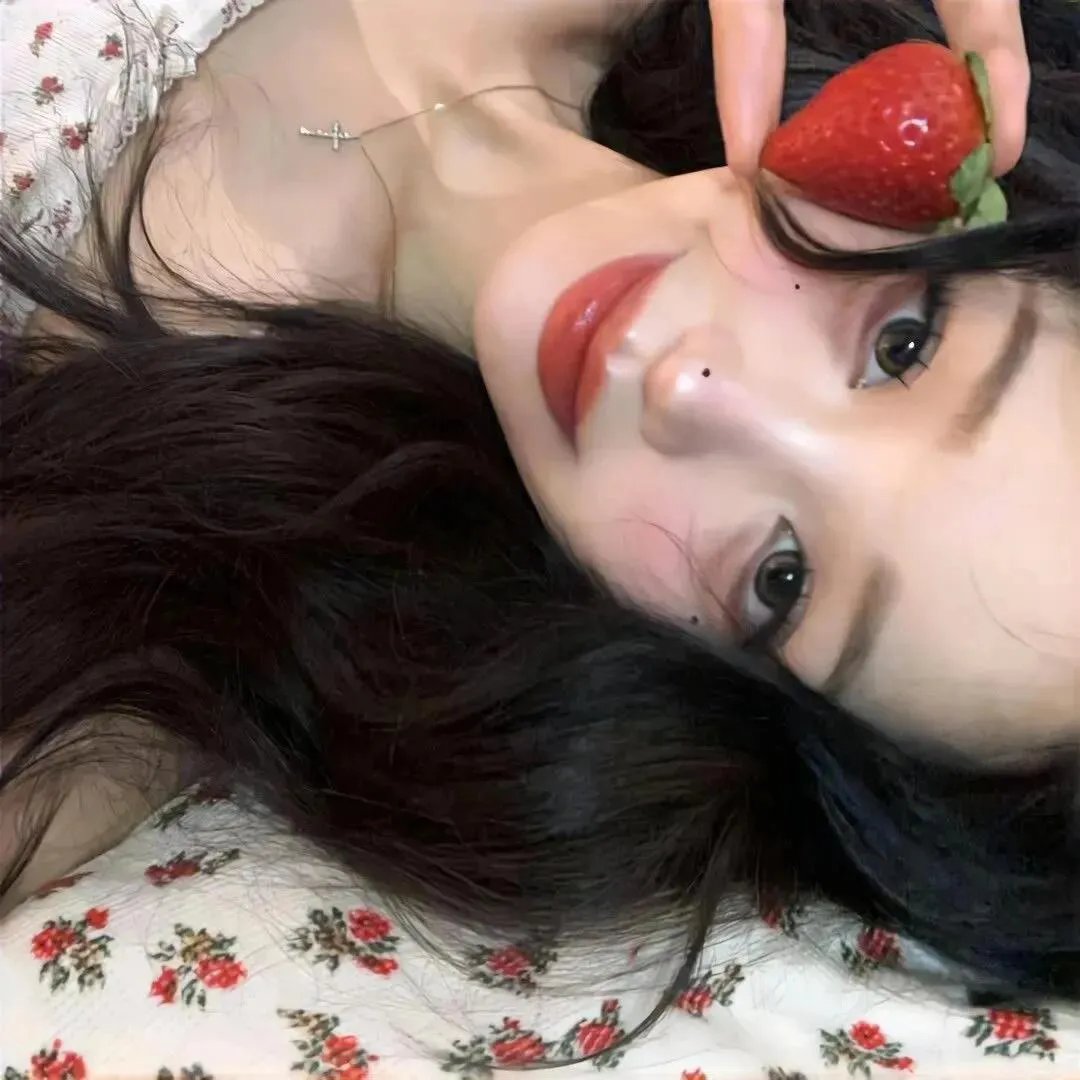 依然如是海报