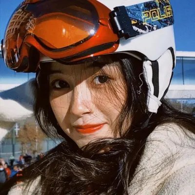 暗镜海报